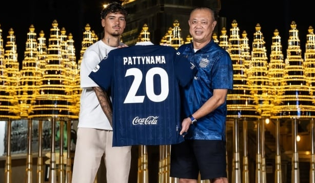 Shayne Pattynama Siap Harumkan Nama Buriram United