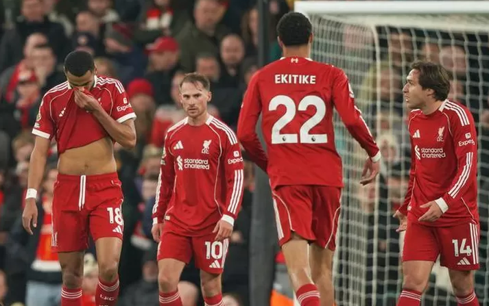 Van Dijk Akui Liverpool ‘Kacau’: Kekalahan 0-3 dari Forest Mempertebal Krisis dan Tekanan pada Slot